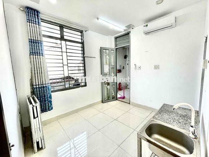 Cho thuê Phòng Máy Lạnh Full nội thất giá 2.2 tr