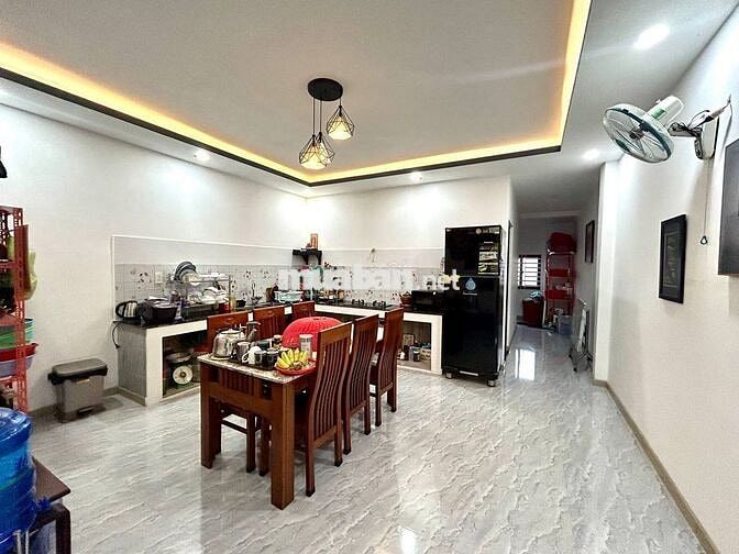 Căn nhà hẻm ô tô 3PN / 105m2 / 3,7 tỷ đồng/ Thủ Dầu Một,Bình Dương