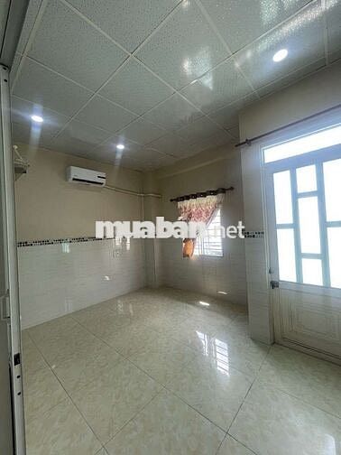 Quận 7, sổ hồng riêng, 2pn 2wc, trệt lầu, ngang hơn 4 dài 5, 2.x tỷ