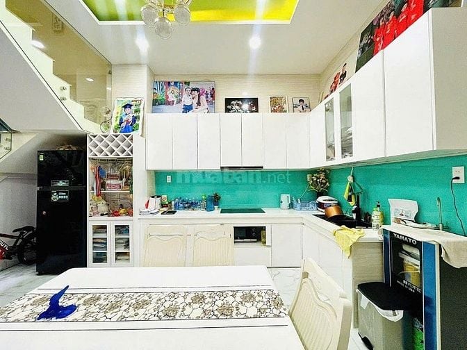 CHÍNH CHỦ 3 TỶ 2 HOÀNG DIỆU 2 2 MẶT TIỀN GẦN CHUNG CƯ DÂN CƯ TỐT, MUA 