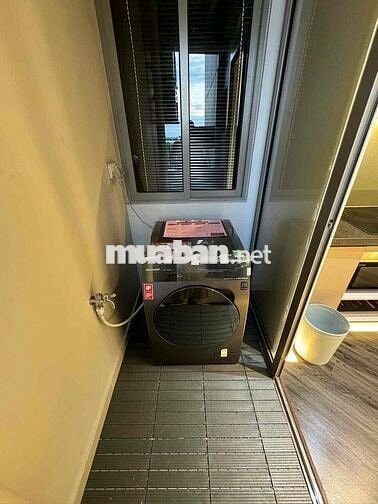 Cho thuê Căn 2PN đầy đủ nội thất cao cấp. Giá thuê chỉ 10 triệu.