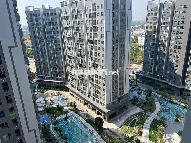 Cho thuê Căn 2PN đầy đủ nội thất cao cấp. Giá thuê chỉ 10 triệu.