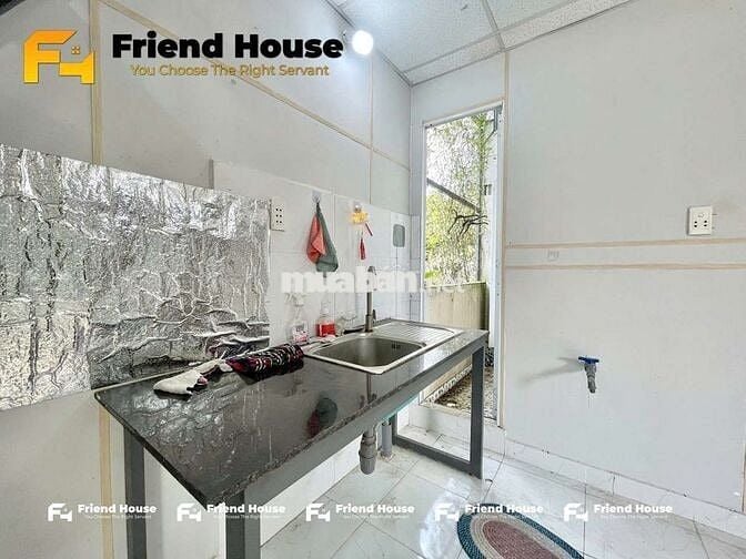 Phòng trệt nhiều cửa sổ trời, gác cao siêu thoáng