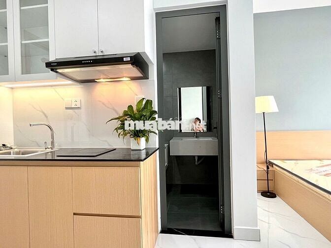 Căn Hộ Ban Công | New 100% | 35m2 | Tách Bếp | Lê Văn Lương Quận 7