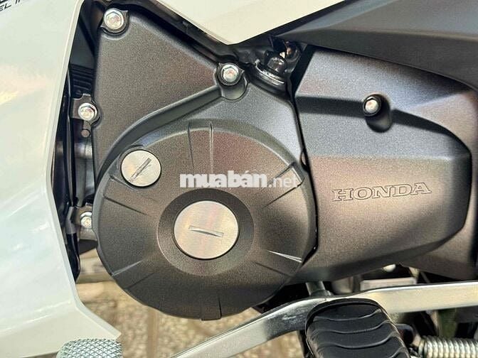 Honda Future FI 2025 Trắng đen 1000km