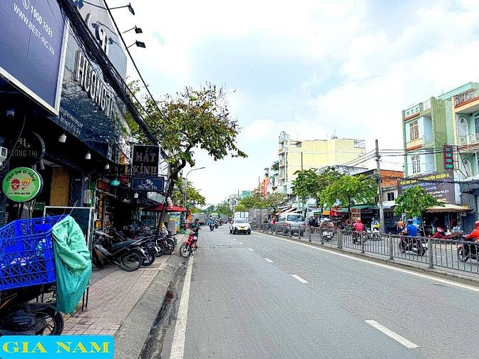 BÁN NHÀ 2 MẶT TIỀN TRƯỚC VÀ SAU : 192 BÀ HOM  - P. 13 - Q. 6 