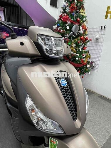 Piaggio Medley 2024 Vàng đồng 5000km