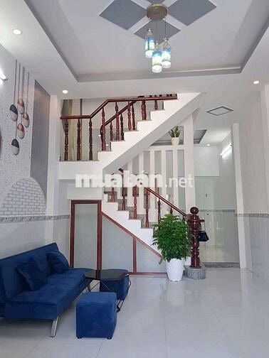 Nhà đẹp chắc chắn 4x10 m giá 1 ty450 còn TL