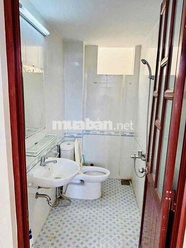 BÁN NHÀ 3TẦNG ĐƯỜNG LÊ LỢI TP.VŨNG TÀU GIÁ 5,25 TỶ TL