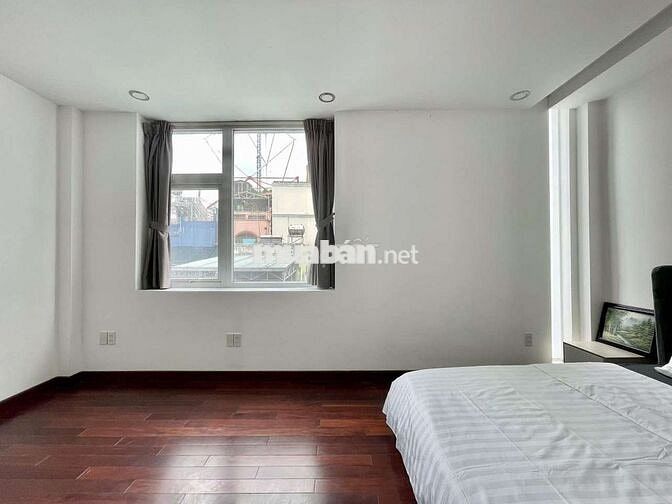 ✨️CĂN HỘ CAO CẤP 2PN TRUNG TÂM QUẬN 1 65M2, CÓ MÁY GIẶT SẤY✨️