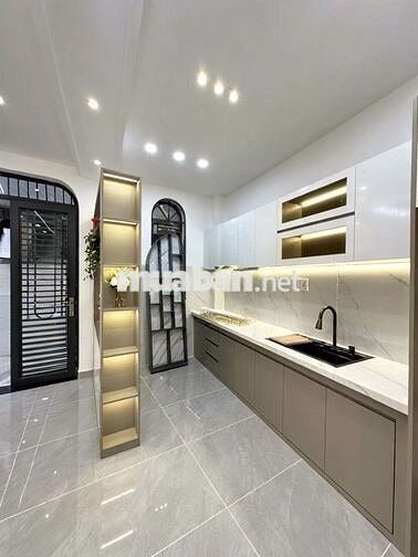 ⭐45m2- 2 Tầng -4 Phòng ngủ -Gần Emart - 5tỷ050