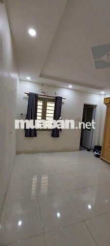 Cần bán gấp nhà đẹp  Đông Hưng Thuận