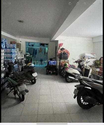 Bán nhà KDC Trung Son dt 12x20m nhà 5 tầng đường 15m giáp bờ sông.