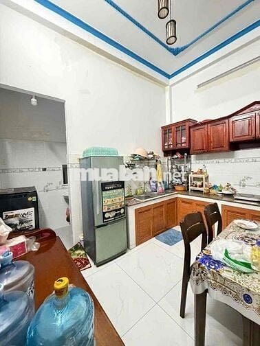 nhà đẹp vô o ngay dts 95m q12 giáp govap chỉ 500m hẻm 5m