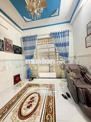 nhà đẹp vô o ngay dts 95m q12 giáp govap chỉ 500m hẻm 5m