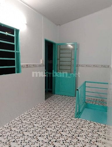 Cho thuê nhà riêng tại Đoàn Văn Bơ, 4 triệu, 20m2, hàng hiếm tại Q4,