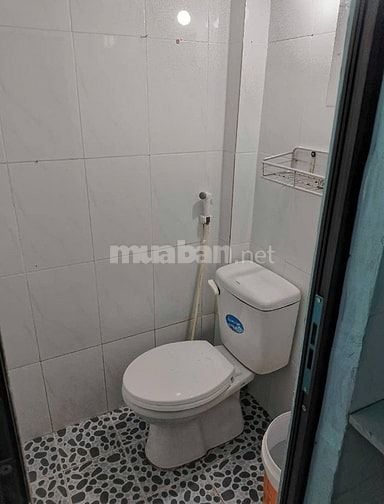 Cho thuê nhà riêng tại Đoàn Văn Bơ, 4 triệu, 20m2, hàng hiếm tại Q4,