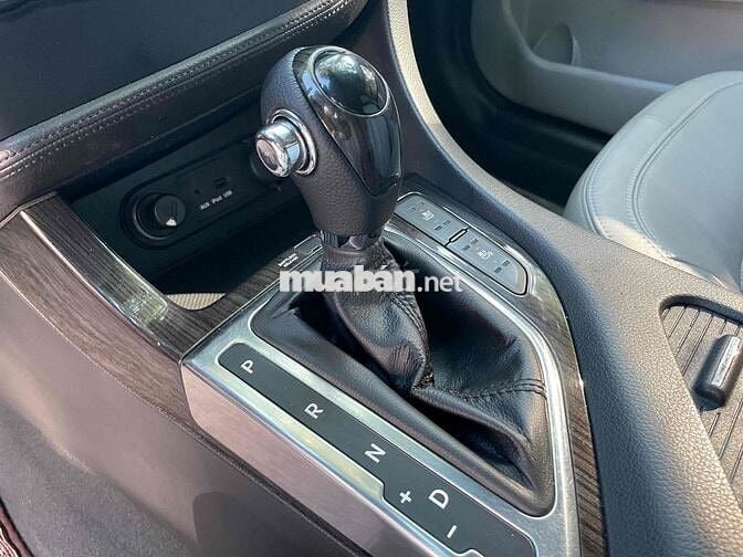 KIA OPTIMA 2.0 SỐ TỰ ĐỘNG – Bản Full, thời trang,