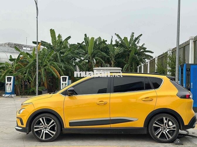 VinFast VF e34 2022 Vàng