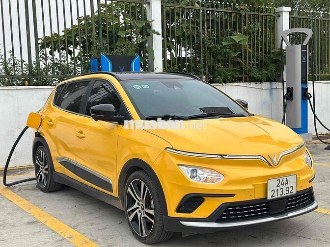 VinFast VF e34 2022 Vàng