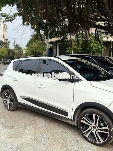 VinFast VF e34 2023 pin mới LFP