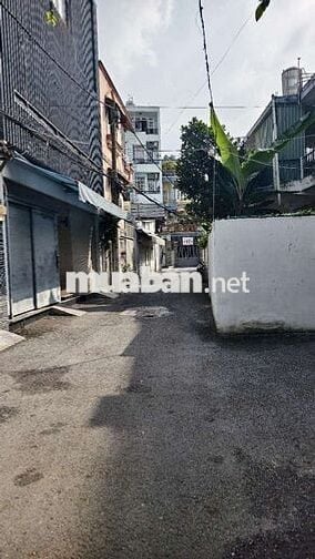 HIẾM - HẺM XE HƠI - KHU DÂN TRÍ CAO TẦNG - NHÀ ĐẸP Ở LIỀN