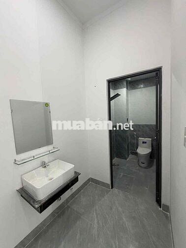 Cần tiền xoay vốn, bán nhanh căn lầu hoàn thiện, giá thương lượng