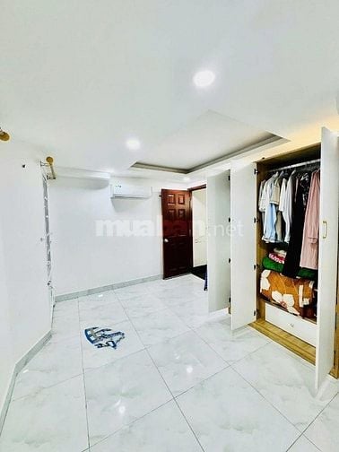 Sốt 40 độ nhà Lê Tự Tài, PN - nhà đẹp, hẻm to thông thiện chí giảm to 