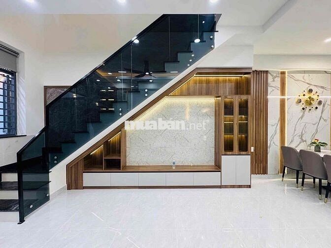 CHÍNH CHỦ ĐI ĐỊNH CƯ CẦN BÁN GẤP NHÀ MẶT TIỀN CHỢ TÂN HIỆP TÂN UYÊN