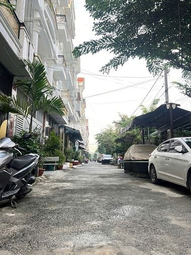 Nhà Đẹp 4 tầng 5,5m x13m.hẻm 9m đường hiệp Thành 07, P. hiệp thành q12