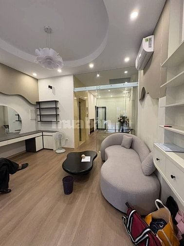 Bán nhà ngõ 28 Tứ Liên, 65m2, 5 tầng, MT 5m, ngõ ô tô, có thang máy.