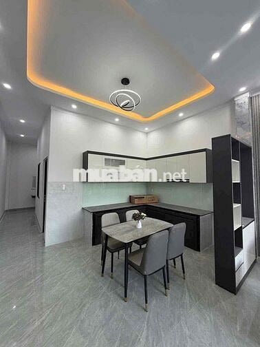 Cần tiền xoay vốn, bán nhanh căn lầu hoàn thiện, giá thương lượng