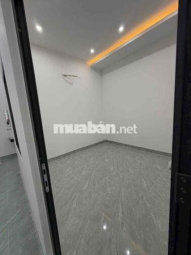 Cần tiền xoay vốn, bán nhanh căn lầu hoàn thiện, giá thương lượng