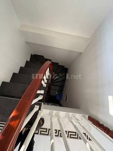 Bán nhà ngõ 28 Tứ Liên, 65m2, 5 tầng, MT 5m, ngõ ô tô, có thang máy.