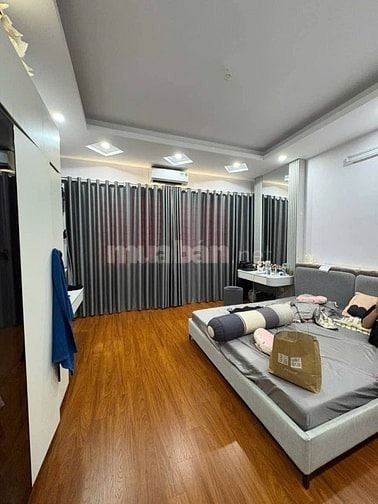 Bán nhà ngõ 28 Tứ Liên, 65m2, 5 tầng, MT 5m, ngõ ô tô, có thang máy.
