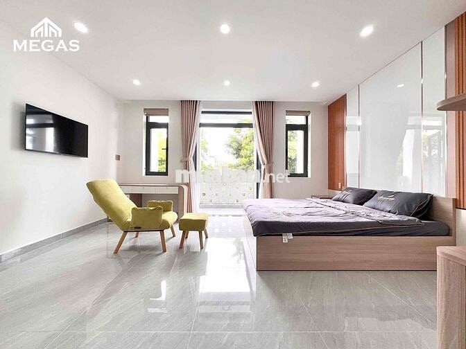 CĂN HỘ BAN CÔNG SIÊU THOÁNG MỚI XÂY NGAY ETOWN CỘNG HOÀ