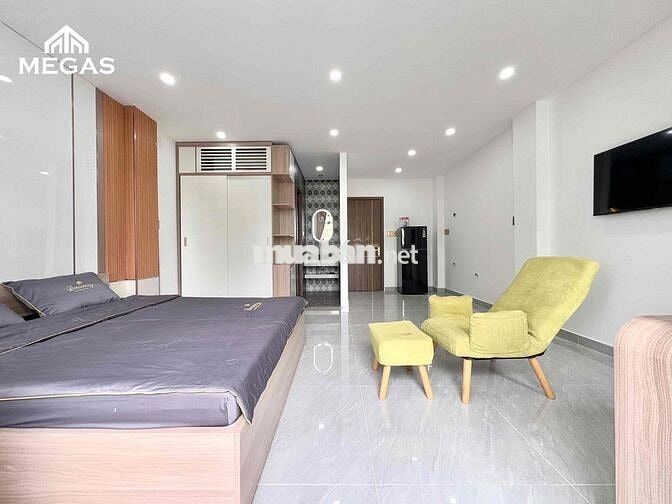 CĂN HỘ BAN CÔNG SIÊU THOÁNG MỚI XÂY NGAY ETOWN CỘNG HOÀ