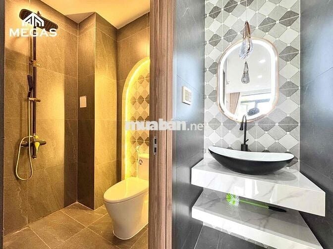 CĂN HỘ BAN CÔNG SIÊU THOÁNG MỚI XÂY NGAY ETOWN CỘNG HOÀ