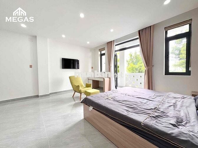 CĂN HỘ BAN CÔNG SIÊU THOÁNG MỚI XÂY NGAY ETOWN CỘNG HOÀ