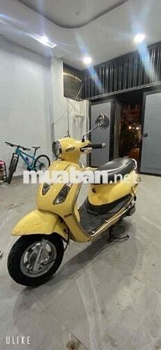 ELizabeth rin cứng ngắt