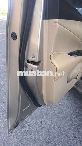 Toyota Vios 2020 Vàng cát