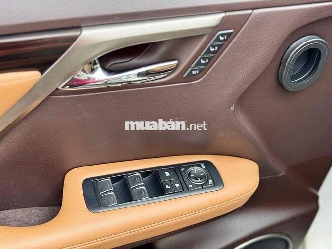 Lexus RX350 2018 Trắng 75.000 km