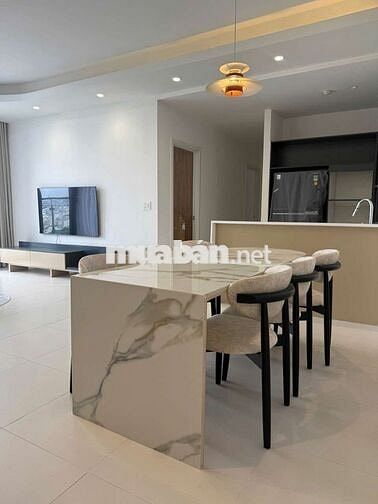 Cho thuê căn hộ 3 PN 137 m2 full nội thất cao cấp 24 triệu/tháng