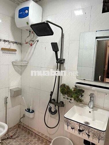 Lĩnh Nam nhà đẹp cực gần ô tô,chủ chuyển công tác cần bán gấp.