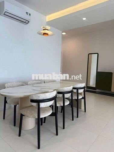 Cho thuê căn hộ 3 PN 137 m2 full nội thất cao cấp 24 triệu/tháng