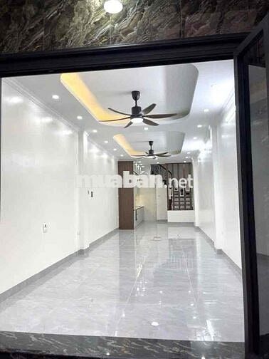 trung tâm việt Hưng Long biên nhà mới tương lai rạng ngời