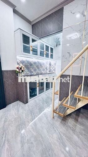 Nhà bán mới xây xong , giấy tờ hợp lệ