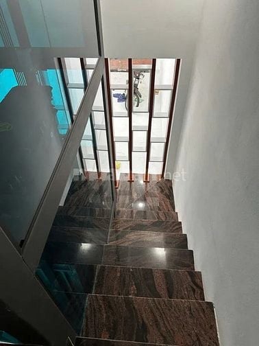 Bán nhà Xuân La ,ô tô vào nhà ,ngõ  kinh doanh,có thang máy, giá 16 tỷ