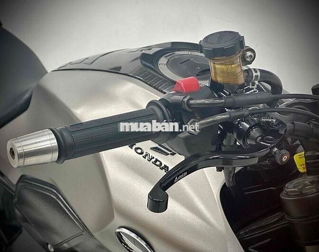 HONDA CB300R DATE 2019