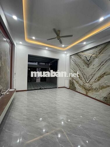 bán nhà 1lầu 1trệt sổ riêng dt 100m2(5x20) 3p ngủ, sân xe hơi 7 chỗ.